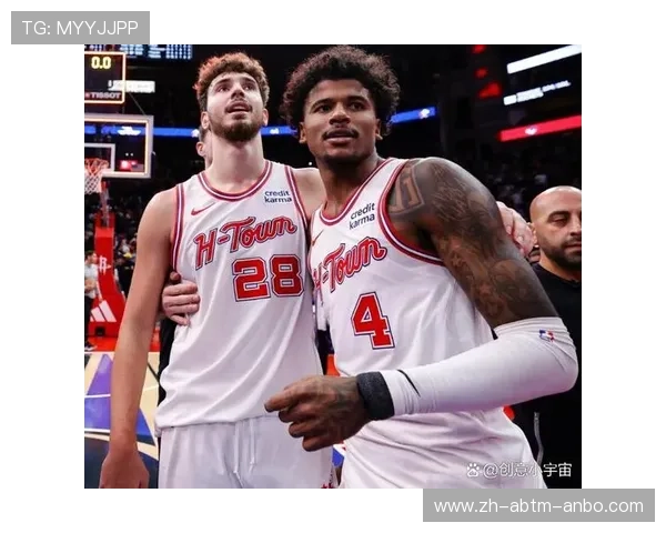 火箭队对雷霆比赛录像的详细回顾和亮点